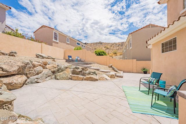 445 W MOUNTAIN SAGE Drive, Phoenix, AZ 85045