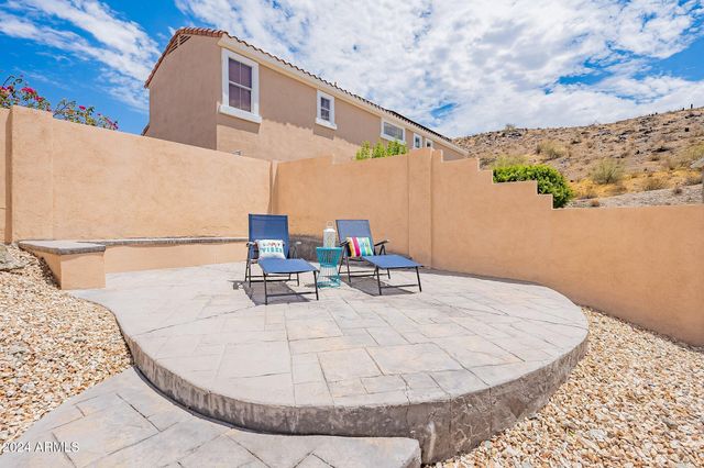 445 W MOUNTAIN SAGE Drive, Phoenix, AZ 85045