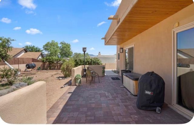 4905 Wagon Mound Trail NW, Albuquerque, NM 87120