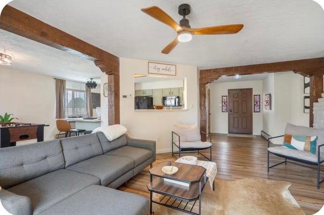 4905 Wagon Mound Trail NW, Albuquerque, NM 87120