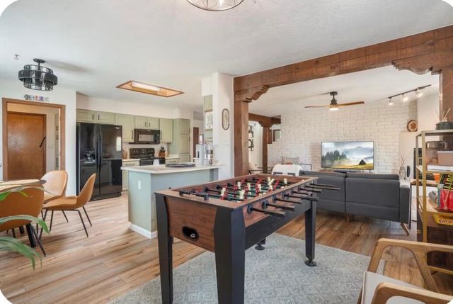 4905 Wagon Mound Trail NW, Albuquerque, NM 87120