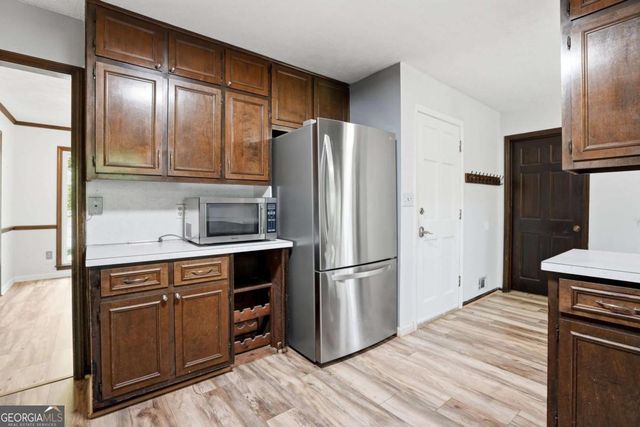 2160 Six Branches Drive, Roswell, GA 30076