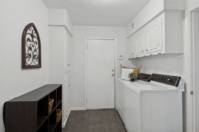 7625 Woodstone Lane, Dallas, TX 75248