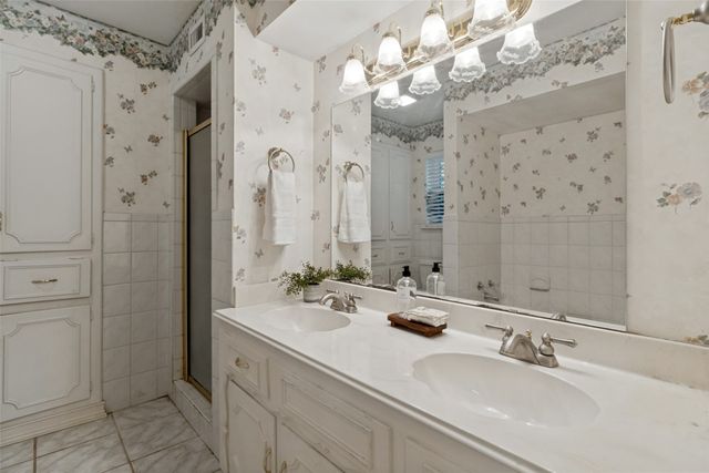 7625 Woodstone Lane, Dallas, TX 75248