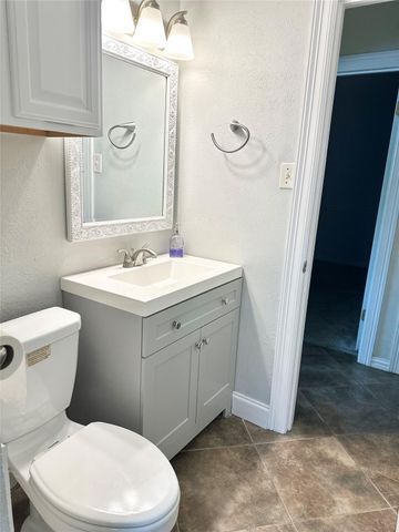 1126 E Dartmouth Lane, Deer Park, TX 77536