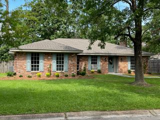 903 Monterrey, Hattiesburg, MS 39402