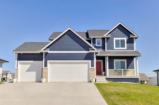 2609 Blooming Heights Drive, Norwalk, IA 50211
