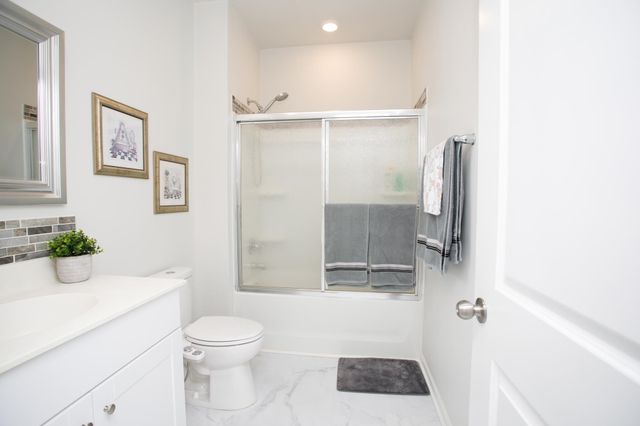 623 Watercliff Dr., Longs, SC 29568
