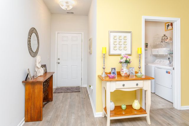623 Watercliff Dr., Longs, SC 29568