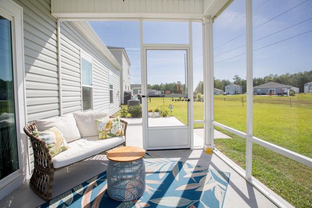 623 Watercliff Dr., Longs, SC 29568