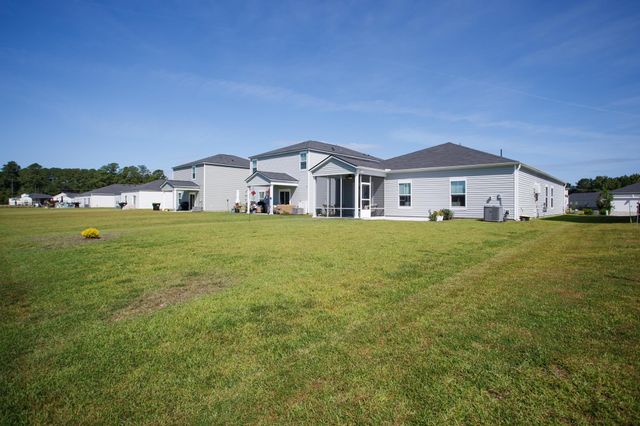 623 Watercliff Dr., Longs, SC 29568