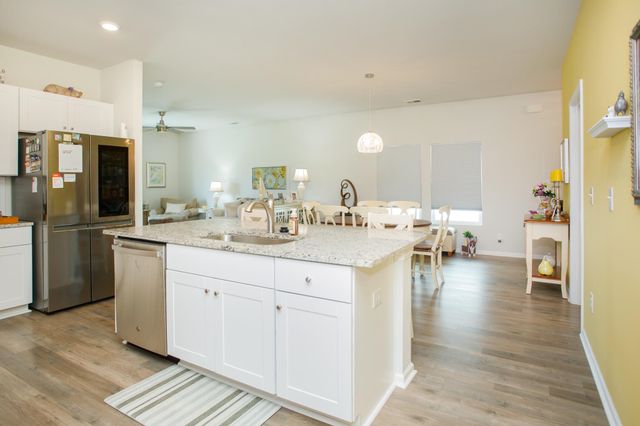 623 Watercliff Dr., Longs, SC 29568