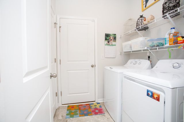 623 Watercliff Dr., Longs, SC 29568