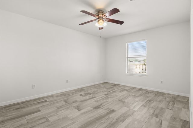 5061 Hauna Lane, Dickinson, TX 77539