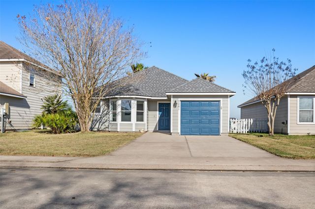 5061 Hauna Lane, Dickinson, TX 77539