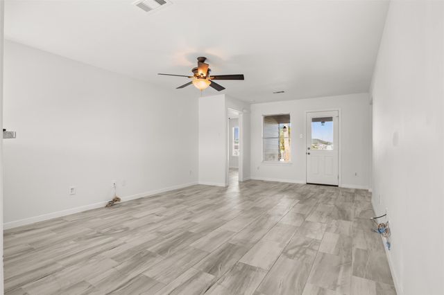 5061 Hauna Lane, Dickinson, TX 77539