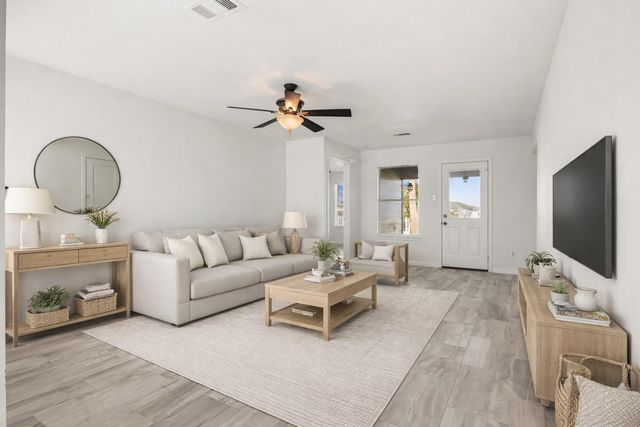 5061 Hauna Lane, Dickinson, TX 77539