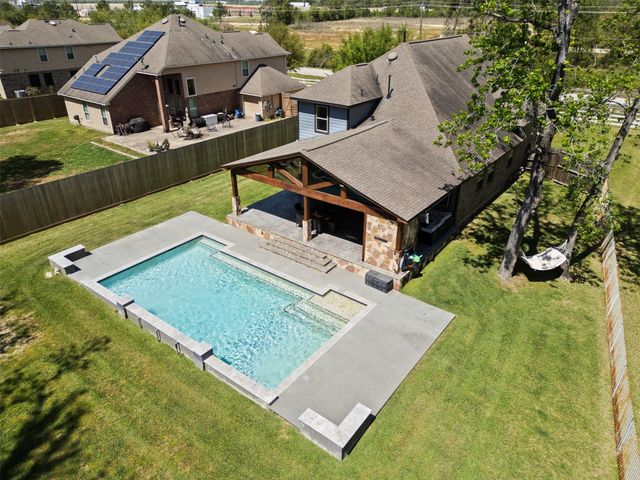 7927 Needlepoint Road, Baytown, TX 77521