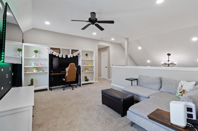 7927 Needlepoint Road, Baytown, TX 77521