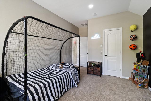 7927 Needlepoint Road, Baytown, TX 77521