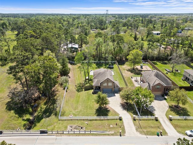 7927 Needlepoint Road, Baytown, TX 77521
