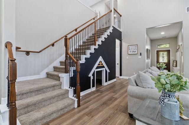 7927 Needlepoint Road, Baytown, TX 77521