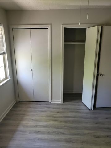 126 Langley Drive Apt B, Summerville, SC 29485