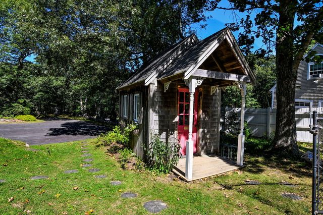 35 Bursley Path, West Barnstable, MA 02668