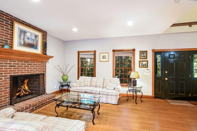 35 Bursley Path, West Barnstable, MA 02668