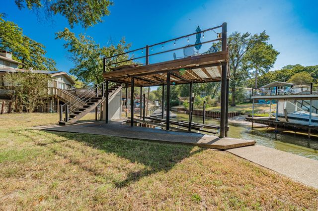 146 Harbor Drive, Gun Barrel City, TX 75156