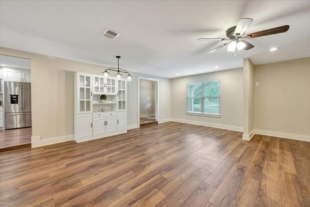 7440 County Road 215a, Alvin, TX 77511