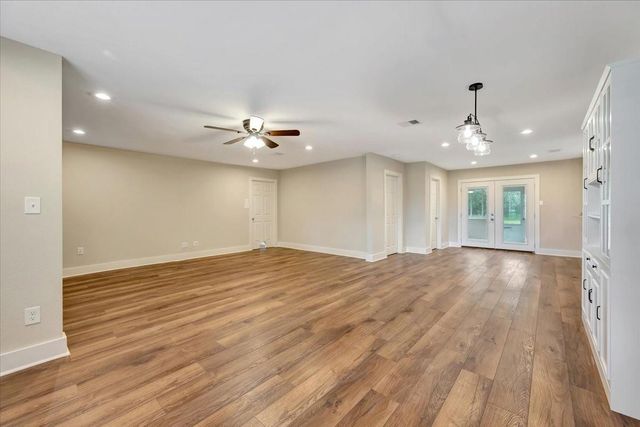 7440 County Road 215a, Alvin, TX 77511