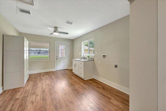 7440 County Road 215a, Alvin, TX 77511