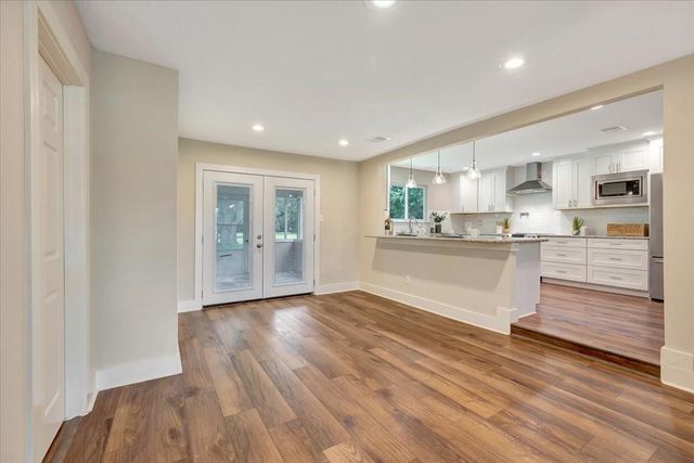 7440 County Road 215a, Alvin, TX 77511