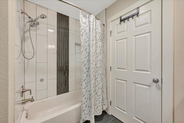 7440 County Road 215a, Alvin, TX 77511