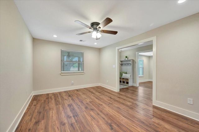 7440 County Road 215a, Alvin, TX 77511