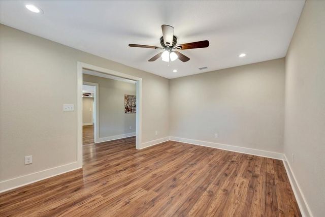7440 County Road 215a, Alvin, TX 77511