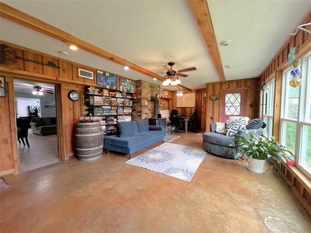 321 Merrell Drive, Sulphur Springs, TX 75482