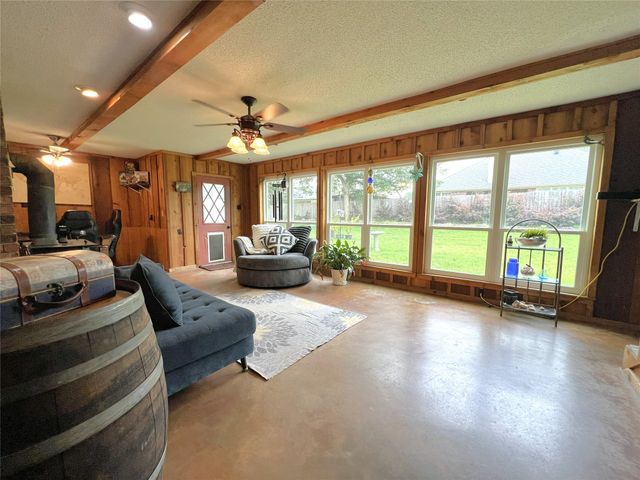 321 Merrell Drive, Sulphur Springs, TX 75482