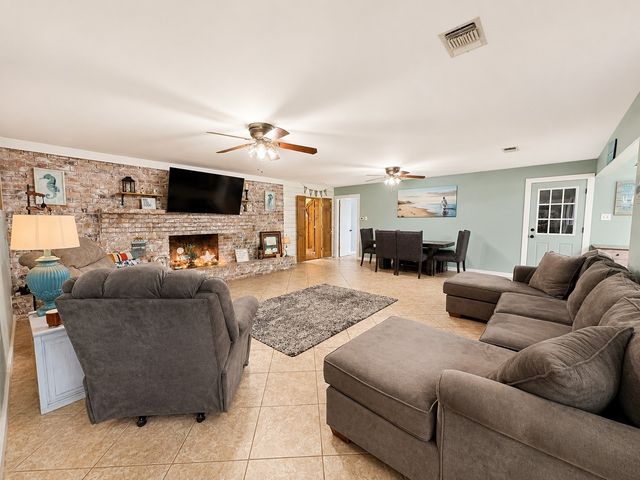 321 Merrell Drive, Sulphur Springs, TX 75482