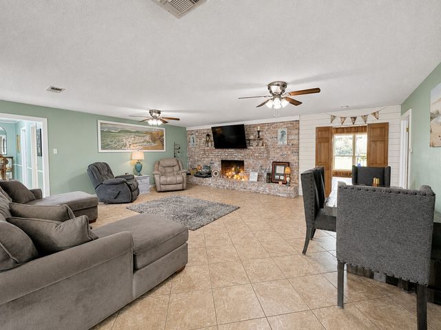 321 Merrell Drive, Sulphur Springs, TX 75482