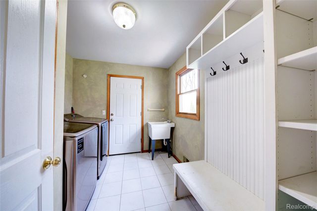 4570 River Hills Court, Brighton Township, MI 48114