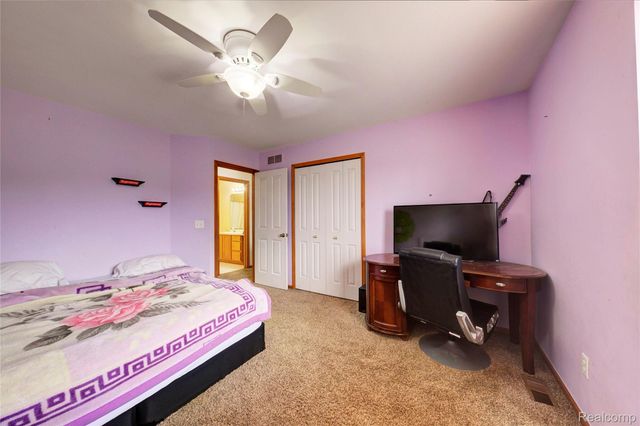 4570 River Hills Court, Brighton Township, MI 48114