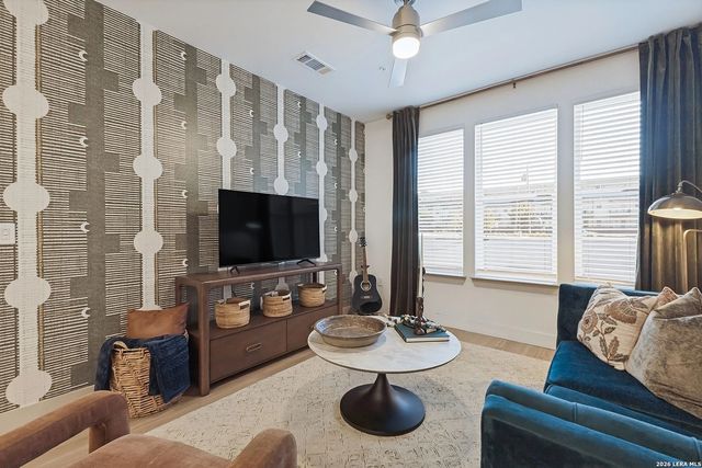 1506 N Prairie Ave # 210, Dallas, TX 75204