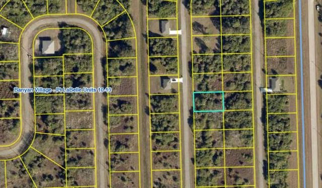 192 Carousel Ave, Labelle, FL 33935
