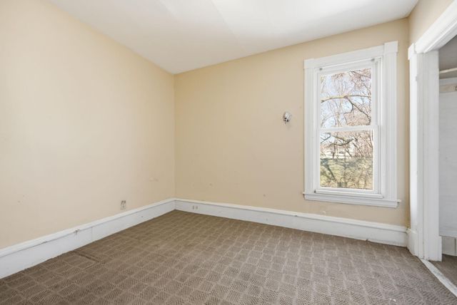 709 7th Street SE, Minneapolis, MN 55414