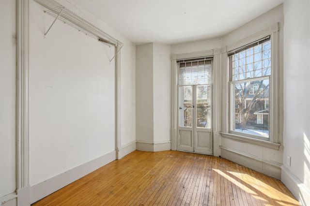 709 7th Street SE, Minneapolis, MN 55414