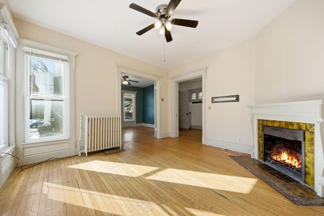 709 7th Street SE, Minneapolis, MN 55414