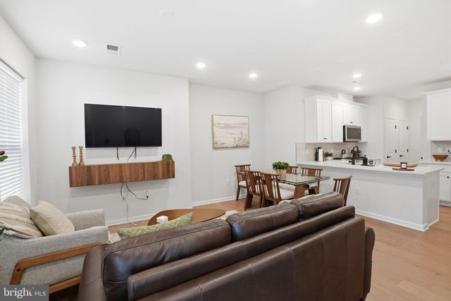 1205 PARKER BLVD, West Windsor, NJ 08550