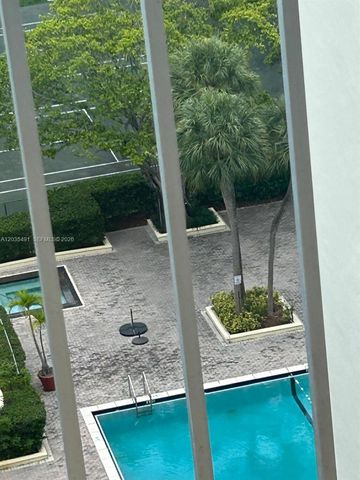 11111 NW Biscayne Blvd 11, North Miami Beach, FL 33181